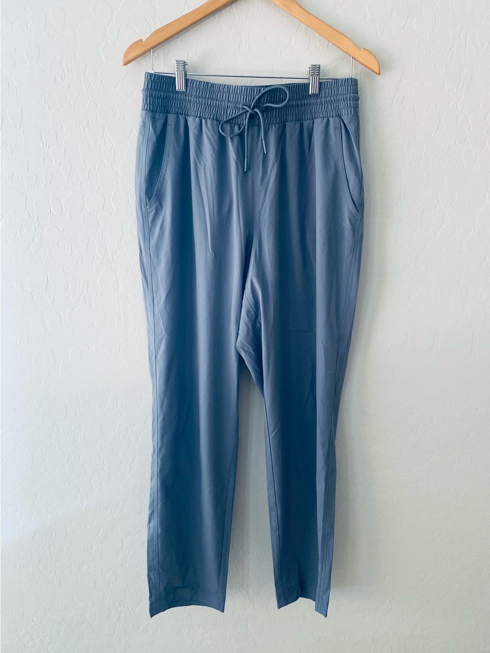 GapFit Performance Athletic Jogger Pants Slate Blue M Unisex